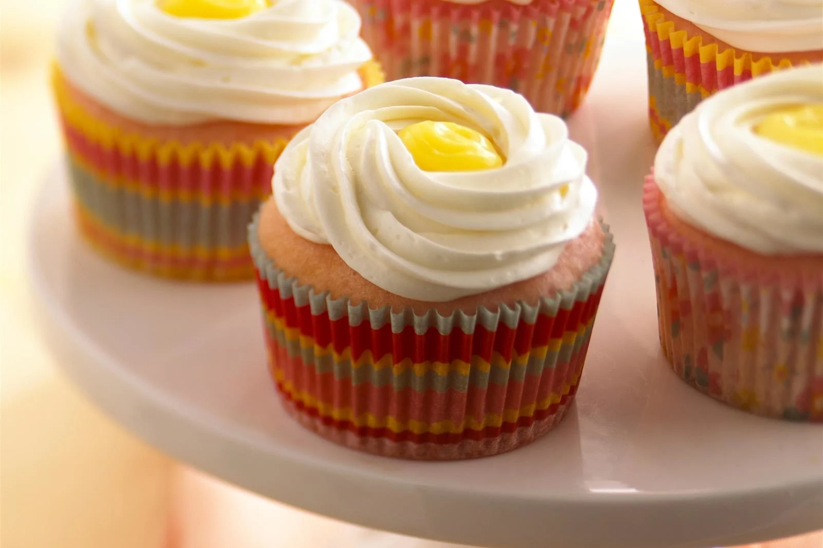 Stuffed Cranberry Lemonade Cupcakes